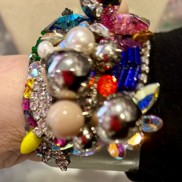 Vintage ‘80s Designer Crystal and Beadwork “Everything” Cuff Bracelet-Boutique - Picture 13 of 15